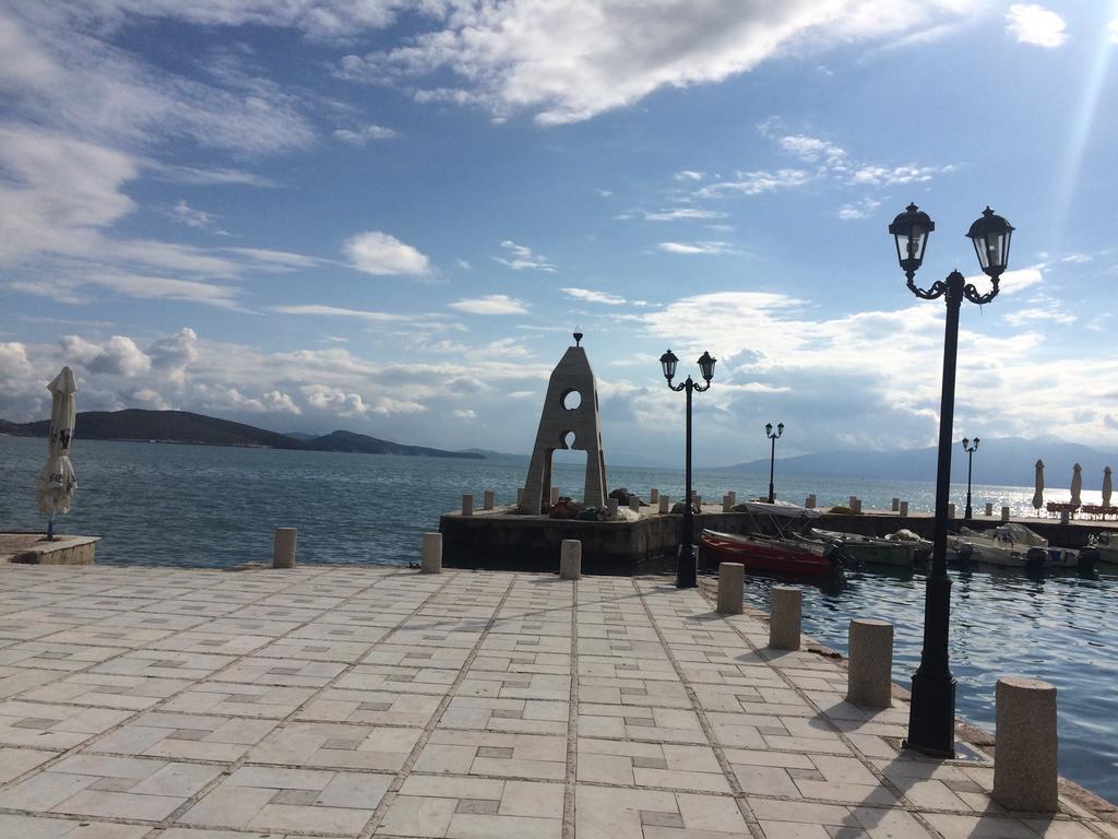 Parus * Sarandë