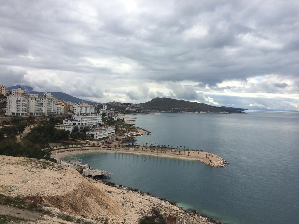 Parus * Sarandë
