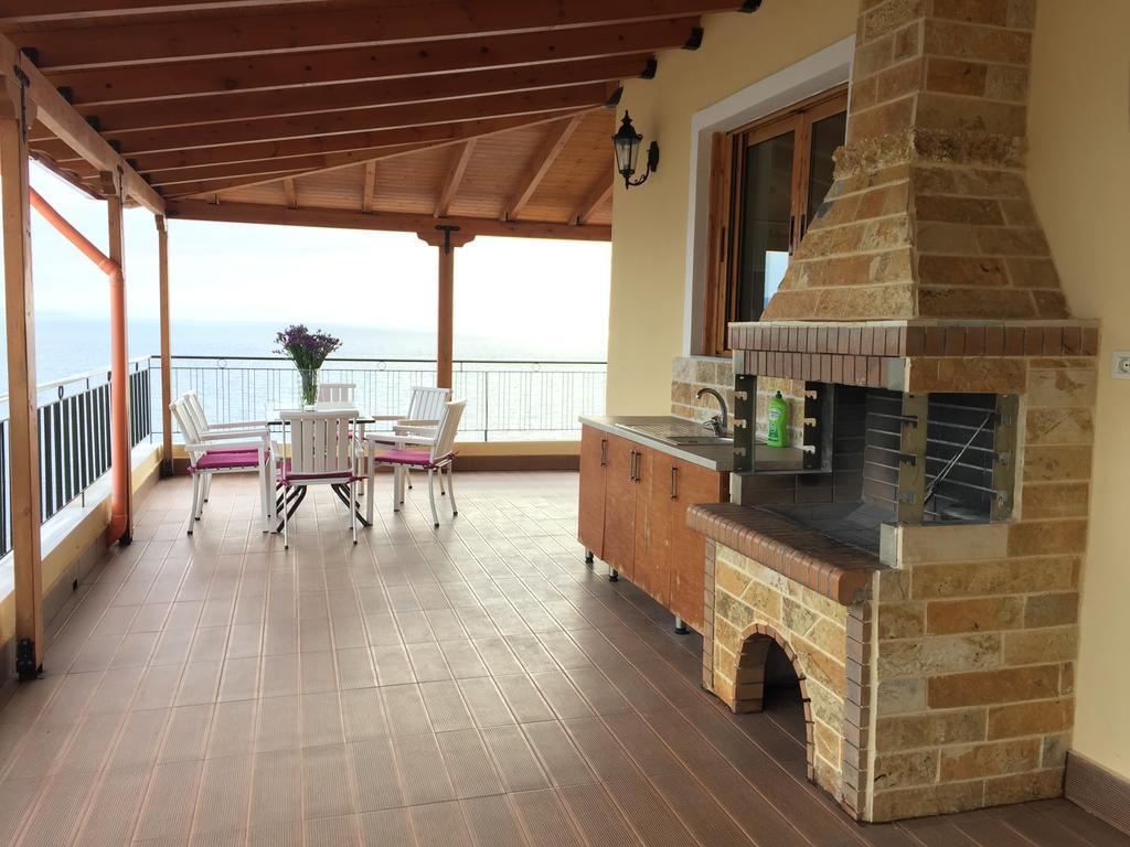 Parus Sarandë